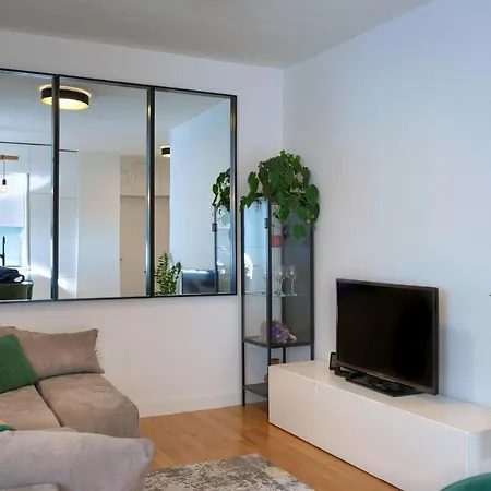 Elena Apartment *
