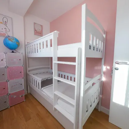 Apartment Elena *